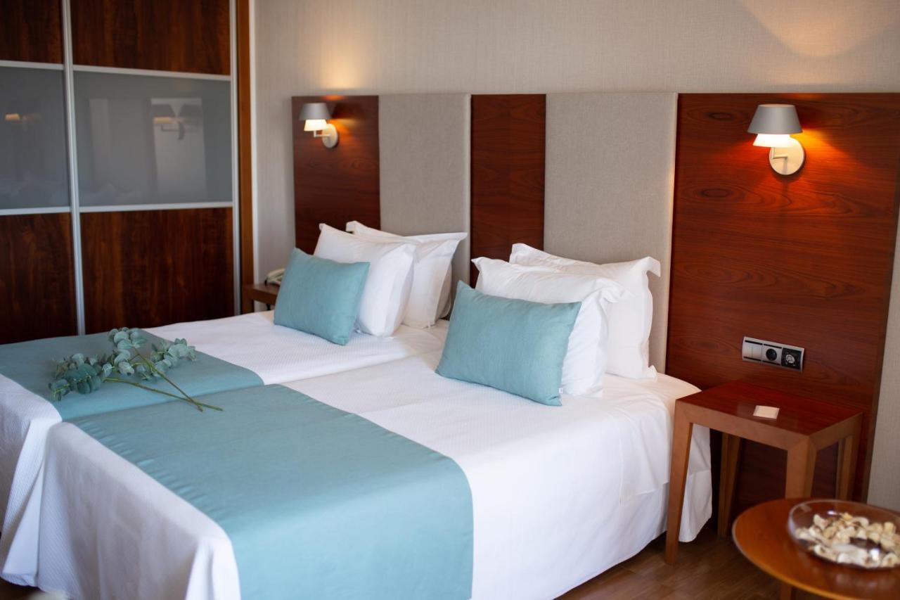 Hotel El Trebol Carboneras Ngoại thất bức ảnh