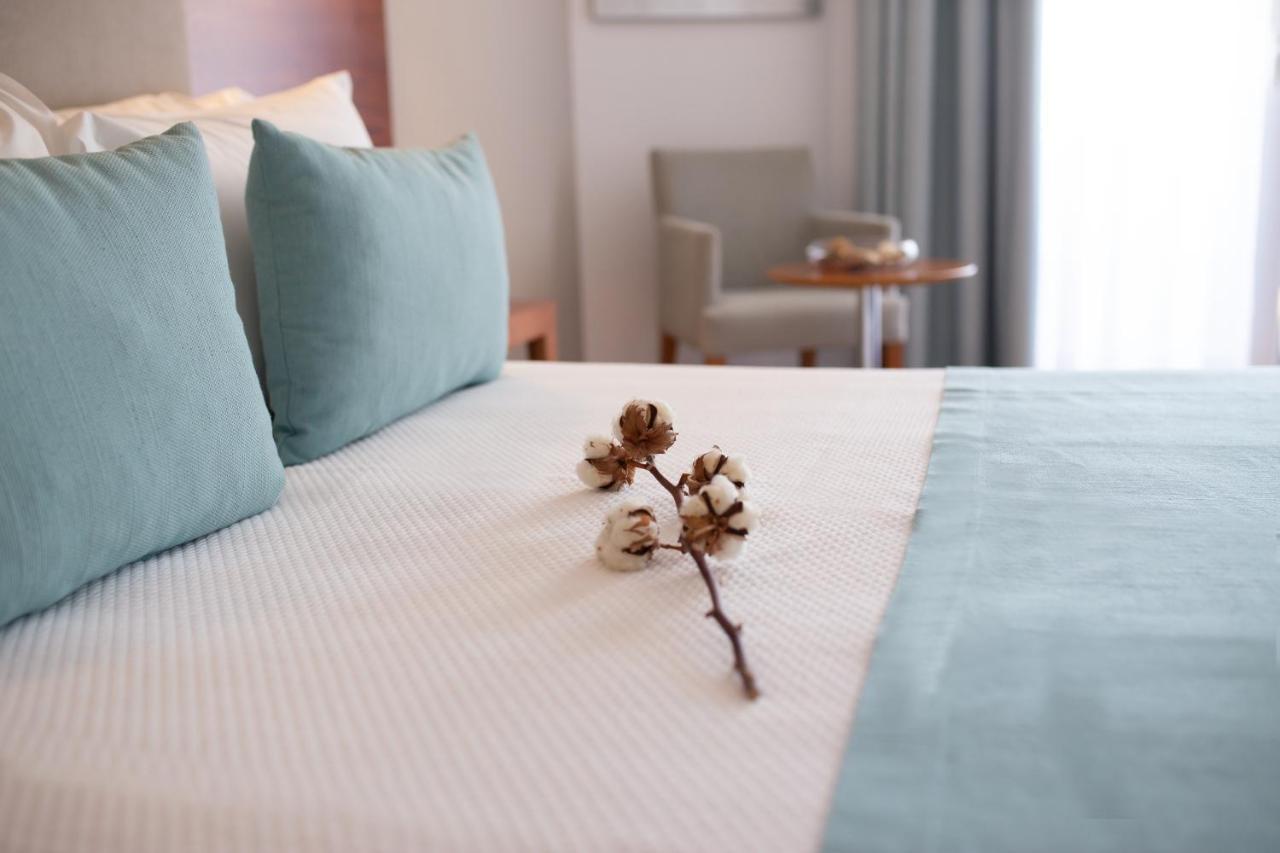 Hotel El Trebol Carboneras Ngoại thất bức ảnh